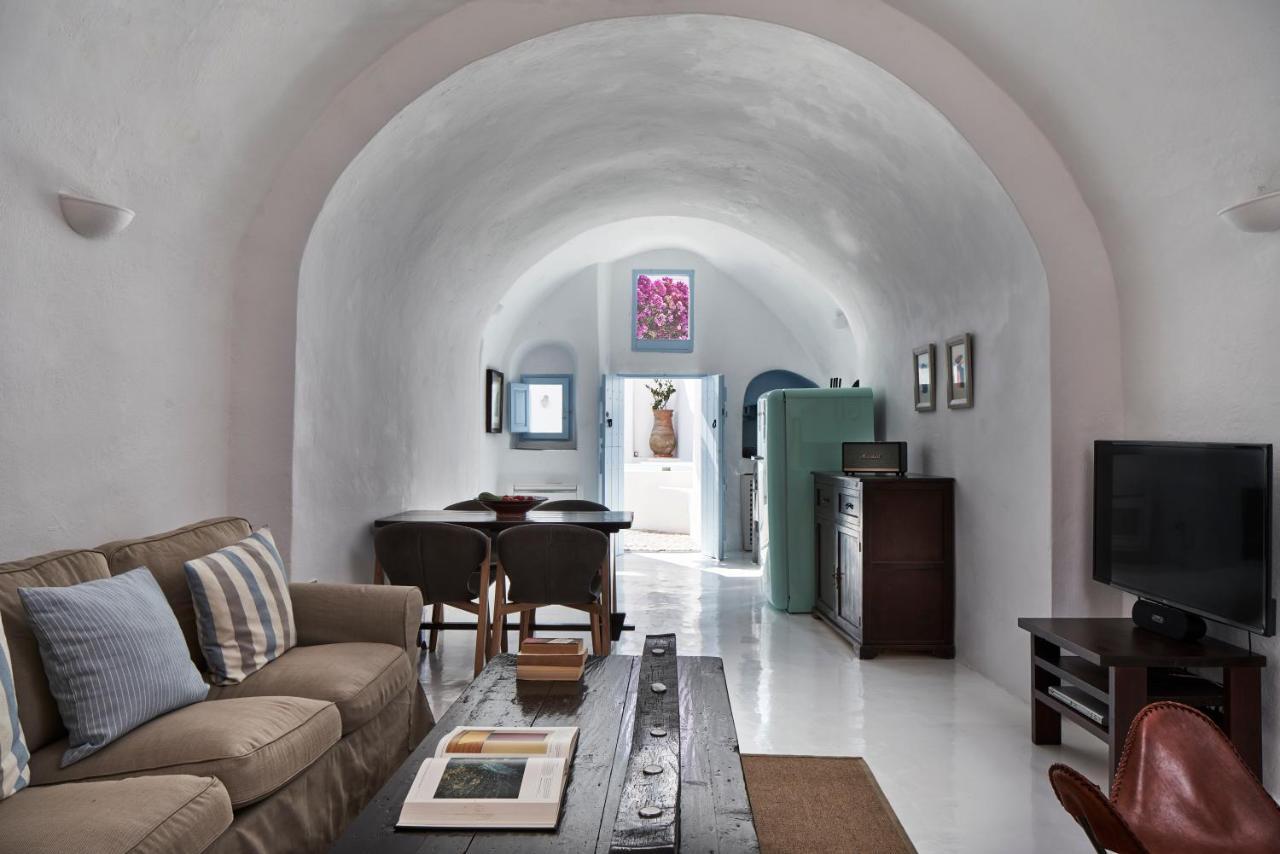 2 Bedroom Charming Villa With Outdoors Jacuzzi Μεγαλοχώρι Εξωτερικό φωτογραφία