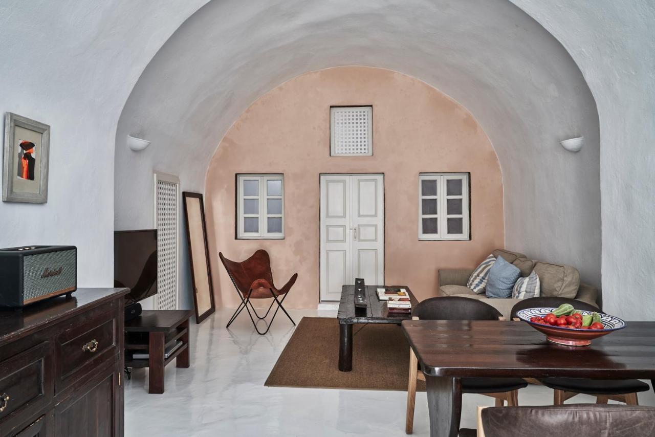 2 Bedroom Charming Villa With Outdoors Jacuzzi Μεγαλοχώρι Εξωτερικό φωτογραφία